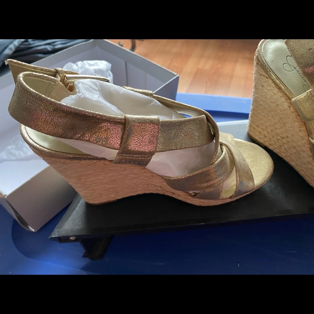 Strapped sandal wedge